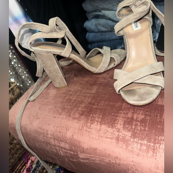 Steve Madden Christey Taupe Suede Leather Lace Up Heels size 10 - Picture 2 of 6